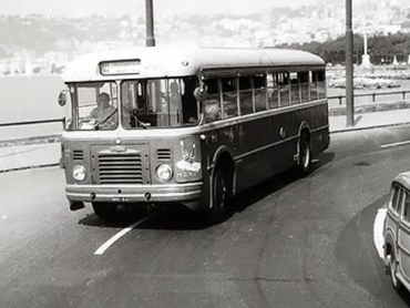 tutti-pazzi-per-gli-autobus-napoletani